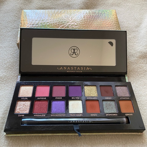 Anastasia of Beverly Hills Jackie Aina palette - Picture 3 of 4